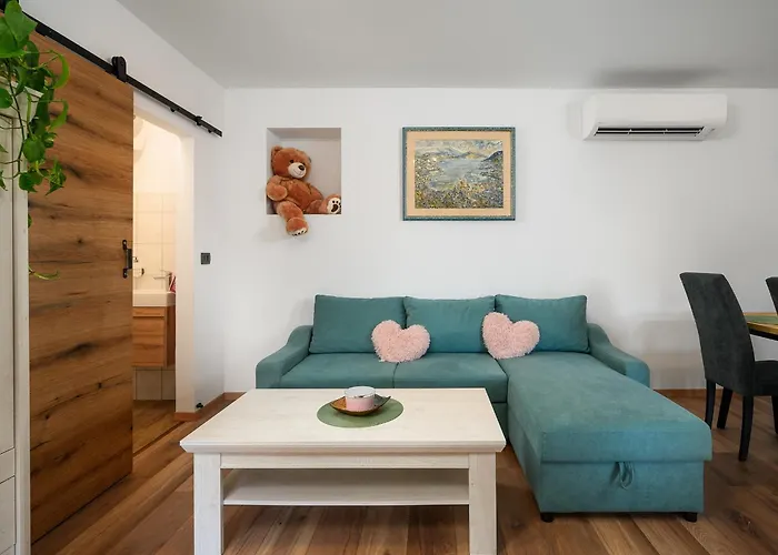Casa Piccola Leona Casa de Férias Bijele Zemlje